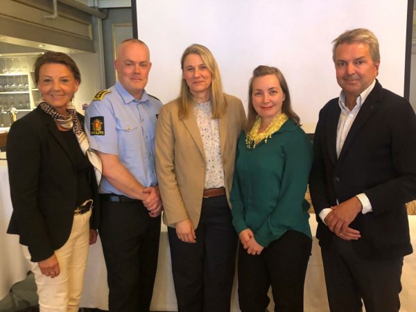 2025-270525-Foredragsholderne.-Foto-EBW-1536x2048-1